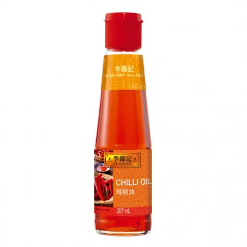 Lee Kum Kee Chiliöl 207 ml - 100% scharf - Asiatisches Speiseöl mit 100% scharfen Chilis, ohne Zusatzstoffe – ideal für scharfe Gerichte und Dips.