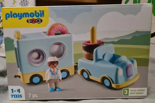 PLAYMOBIL 1.2.3: 71325 Verrückter Donut Truck - Lernspielzeug mit Stapel- und Sortierfunktion für Kleinkinder ab 12 Monaten, fördert Feinmotorik und Spielspaß