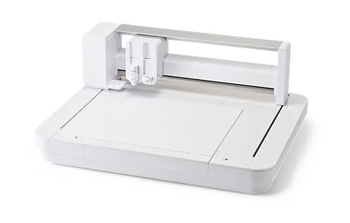 Silhouette Schneideplotter Curio 2 - Vielseitiger Flachbrettplotter - Stanzer für Papier, Folie, Stoff und mehr, mit max. Schnittbreite von 305 mm und automatischem Messer für einfache Handhabung. Ideal für kreative Projekte und präzise Ergebnisse.