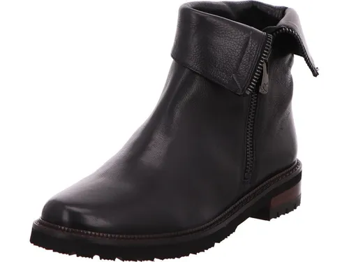 Everybody Norma Stiefel
