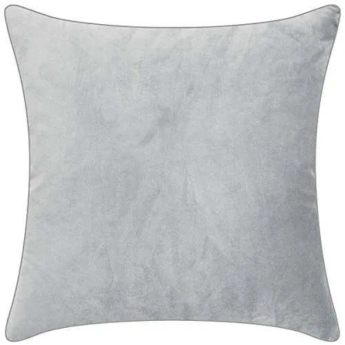 PAD Dekoobjekt Kissenhülle Samt Elegance Hell Grau (50x50cm) - Deko-Objekte: Stilvolle Samt-Kissenhülle in elegantem Hell Grau, ideal für ein modernes Wohnambiente und handgefertigt in Europa.