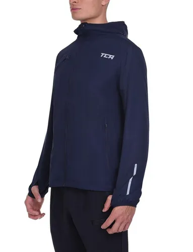 TCA Herren Lauf-Softshelljacke - Sportjacke mit reflektierenden Details, atmungsaktiv und packbar. Ideal für Läufer, die Komfort und Funktionalität schätzen – wasserabweisend und leicht verstaubar für unterwegs.