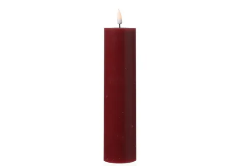 Deluxe Homeart LED-Kerze Mia - Echtwachs, flackernd, 20cm, bordeauxrot - Hochwertige LED Stumpenkerze aus Echtwachs mit realistischer 3D Flamme. Ideal für stimmungsvolle Innenraumdekoration. Batteriebetrieben, bis zu 400 Stunden Leuchtdauer, mit optionaler Fernbedienung für Timerfunktionen.