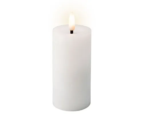 Lumineo LED-Kerze, LED Kerze 5x12cm mit Timer Wachs Weiß / Warmweiß