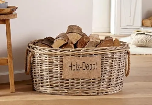 Dekoleidenschaft großer Aufbewahrungskorb aus Weide im Shabby Look - Holzkörbe - Handgefertigter Korb im charmanten Shabby-Look, ideal für Feuerholz oder als stilvolle Aufbewahrungslösung mit stabilen Kordelgriffen.