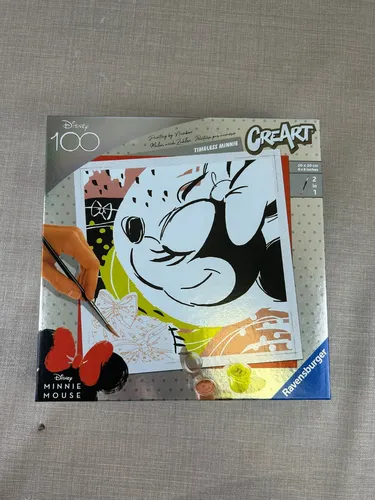 Ravensburger CreArt - Malen nach Zahlen 23574 Timeless Minnie, ab 12 Jahren, perfektes DIY Projekt für entspannende Kreativität und trendige Deko