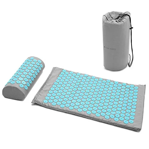 Navaris 2in1 Akupressur Massage Set - Matte und Kissen mit Tasche - Akupressur-Set für entspannende Massagen mit 6210 Nadelspitzen auf der Matte und 1972 auf dem Kissen, ideal zur Stressreduktion und einfach zu reinigen.