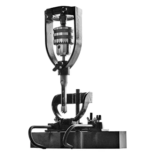 BAMATO STM-65 | Aufsatz für Stemmbohrer mit 4 Bohrern - Steinbohrer-Aufsatz für Zahnkranzbohrfutter, ideal für präzise 4-eckige Bohrlöcher. Inklusive 4 Stemmbohrer in verschiedenen Größen für vielseitige Anwendungen.