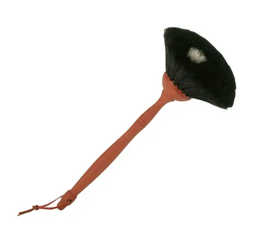 Ideenmanufaktur Staubwedel-Pinsel, Farbe: schwarz - Hochwertiger Staubwedel aus geöltem Birnbaumholz mit 34cm Länge und feinem Ziegenhaar für schonende Reinigung und Pflege.