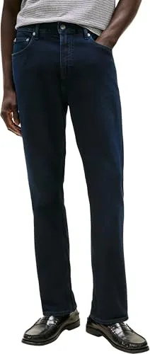 Tommy Hilfiger Herren Jeanshose Regular Mercer Night Blue Straight Fit - Klassische Tommy Hilfiger Jeans im 5-Pocket-Style mit hohem Tragekomfort. Der Straight Fit Schnitt und der Stretchanteil sorgen für optimale Bewegungsfreiheit – ideal für Büro und Freizeit.