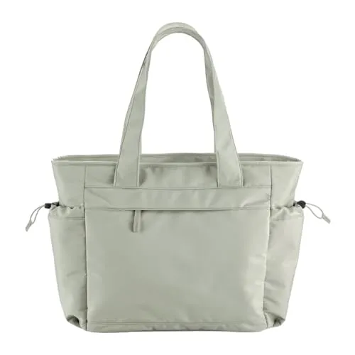 Studio Oversized Bag Sporttasche - Geräumige Sporttasche mit 32 Litern Volumen, hergestellt aus 100 % recyceltem Polyester. Praktische Innentasche für Laptops bis 16 Zoll und externe Seitentaschen für schnellen Zugriff.