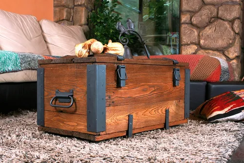 Handgefertigter Vintage Couchtisch Truhe