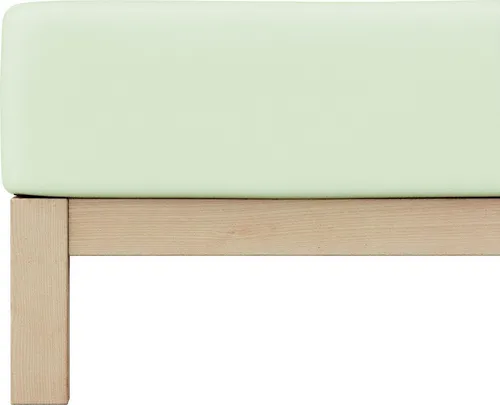 Schlafgut Spannbetttuch Pure, Hellgrün - Bettlaken, aus 95% Baumwolle, temperaturregulierend und bügelfrei, ideal für Allergiker, sorgt für einen angenehmen Schlafkomfort das ganze Jahr über.