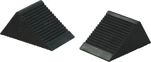 KS Tools Gummi Unterleg-Keil (Paar) 160.0382 - Auffahr- & Gitterrampen für optimale Rutschsicherheit; aus langlebigem Voll-Gummi, ideal zum Absichern von Fahrzeugen und Ladungssicherung.