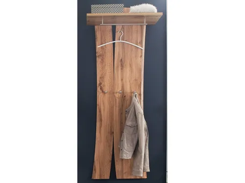 XORA Garderobenpaneel NELE - Modernes Design in Holzoptik - Garderobenpaneel in eichefarbenem Melamin, ideal für kleine Räume. Mit Ablage, Kleiderstange und mehreren Haken für optimale Organisation.