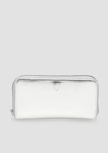 s.Oliver Lederimitat Portemonnaie mit Herz-Prägung - Damen-Geldbörse mit stilvoller Herz-Prägung und gut strukturierter Innenausstattung für optimalen Überblick über Karten und Finanzen.