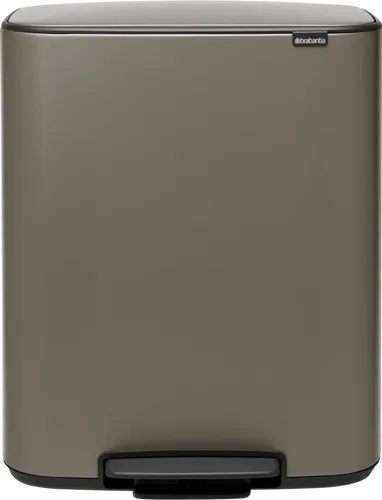 Brabantia Bo Treteimer 60L - Haushaltszubehör mit sanftem, geruchsdichtem Deckelverschluss und ultraleichter Pedalbedienung - perfekt für große Abfallmengen im Familienalltag. Cradle to cradle Bronze zertifiziert!