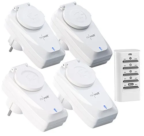 revolt Funkschalter außen: 4er-Set Außen-Funksteckdosen, Fernbedienung, IP44, bis 5 A, 1.150 Watt (Funkschalter IP44, mit Fernbedienung, Weihnachtsbaumbeleuchtung)