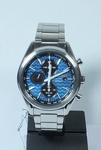 Seiko Herren-Uhr SSC801P1 - Quarz Edelstahl mit blauem Zifferblatt - Armbanduhren für Herren, kratzfestes Saphirglas und umweltfreundliche Leuchtbeschichtung für optimale Ablesbarkeit im Dunkeln.