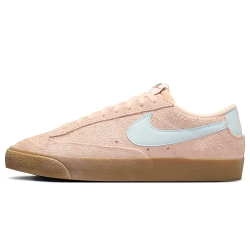 Nike Damen Blazer Low '77 VNTG Sneaker, Crimson Tint/Glacier, 40.5 EU
