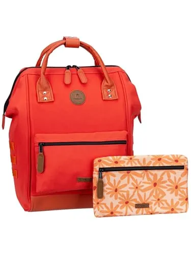Cabaïa Backpack Adventurer Medium Alicante orange - Wanderrucksäcke mit 13 Zoll-Laptopfach, atmungsaktiven Schultergurten und wasserdichtem Boden – ideal für Abenteuer und Reisen.