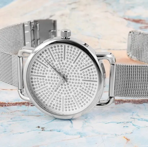 Excellanx Quarz Damenuhr 1800137 mit Silber Meshband - Armbanduhren für Damen, elegante Quarz-Uhr mit Kristallen besetzt und robustem Mineralglas - der perfekte Begleiter für jeden Anlass.