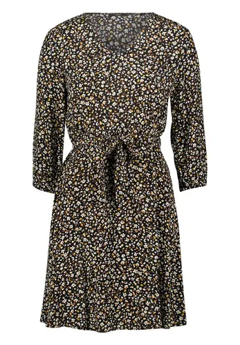 Zero T-Shirt & Kleid - Figurbetontes Casual T-Shirt & Kleid mit floralem Muster, ideal für lässige Anlässe und den täglichen Gebrauch.
