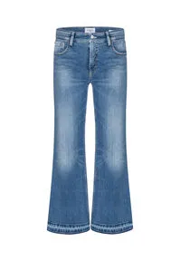 Damen Jeans FELINA CROPPED 44/28 - Moderne Flared-Fit Jeans in 7/8-Länge für einen trendigen Look. Mit klassischem 5-Pocket-Design und schmalem Oberschenkel betont sie die feminine Silhouette und bietet vielseitige Kombinationsmöglichkeiten.