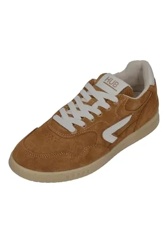 HUB VANCOUVER Sneaker in Cognac mit Off White und Gum - Stylische Sneaker aus Velourleder mit LWG-zertifiziertem Obermaterial. Ausgestattet mit einer ausgeformten Innensohle für hohen Tragekomfort und einer robusten Gummisohle. Ideal für den täglichen Einsatz.