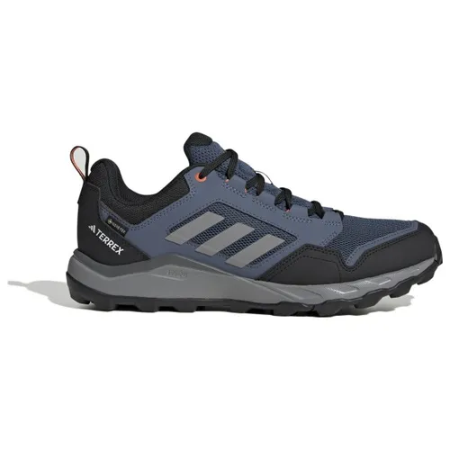 adidas Herren Terrex Tracerocker 2 Gore-TEX Trailrunning-Schuhe - Laufschuhe mit GORE-TEX Membran für wasserdichten Komfort, ideal für Trailrunning und Outdoor-Aktivitäten. Leicht und umweltfreundlich, aus mindestens 20% recycelten Materialien.