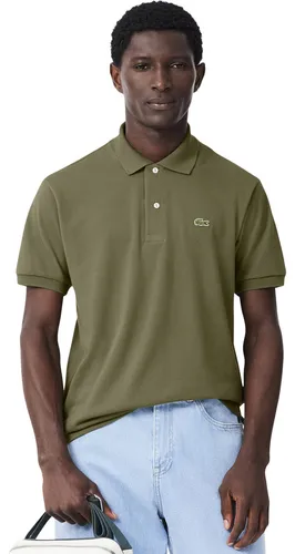 Lacoste Poloshirt Kurzarmshirt mit Polokragen - Das Lacoste Classic Fit-Polohemd vereint eleganten Stil und hohen Tragekomfort. Mit edlen Perlmuttknöpfen und dezenten Seitenschlitzen ist es ein zeitloses Essential für jeden Anlass.