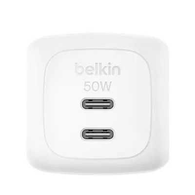 Belkin BoostCharge Pro 2-Port-USB-C-GaN-Ladegerät (50 W) - Kompaktes 50 W USB-C-Ladegerät mit innovativer GaN-Technologie. Ideal für den schnellen Ladevorgang von Laptops und Smartphones – perfekt für Berufstätige unterwegs.