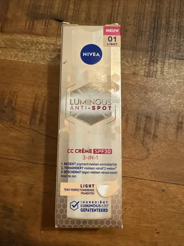 NIVEA CC Creme Luminous 630 Getöntes Fluid LSF 30, 40 ml