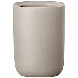 Kleine Wolke Zahnputzbecher Alita – Stilvoller Zahnbürstenhalter - Der massive Zahnputzbecher Alita aus Beton überzeugt durch sein einzigartiges Design und die stabilen Silikonfüße, die die Oberfläche schützen. Ideal für ein modernes Badezimmer.