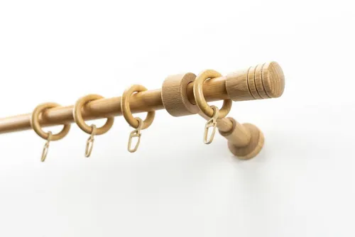 Produktbild GARESA Gardinenstange Sandri Vollrund, Endknopf Verus, 1-läufig, Wunschmaßlänge, mit Bohren, verschraubt, Holzwerkstoff, Vorhanggarnitur aus Holz, verlängerbar, mit Ringe