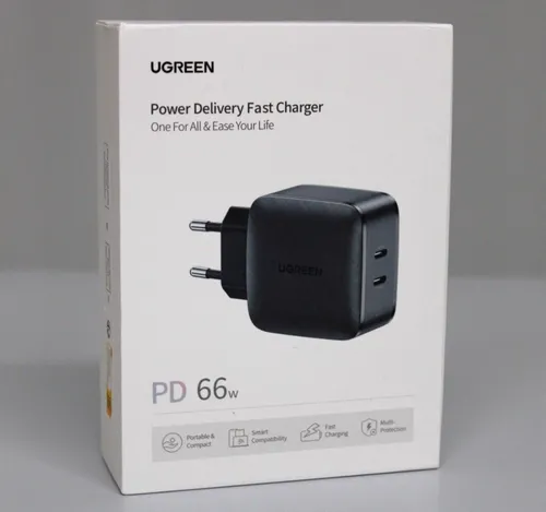 Produktbild UGREEN 2x USB Typ-C PD 66W Schnellladegerät