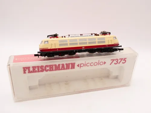 FLEISCHMANN Modelleisenbahn & Eisenbahnsets von FLEISCHMANN