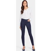 Ami Skinny Jeans Dunkelblau Premium Denim | Rinse - Die Ami Skinny Jeans vereinen Komfort und Stil mit einer perfekten Passform. Sie bieten eine hervorragende Dehnbarkeit und betonen Ihre Silhouette mit einem klassischen Fünf-Taschen-Design.