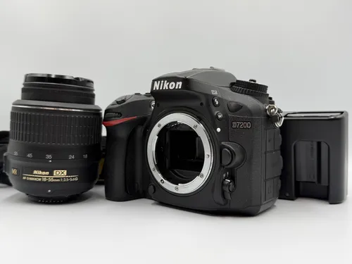 Nikon D7200 DSLR Digitalkamera schwarz mit 18-55mm Objektiv von Nikon