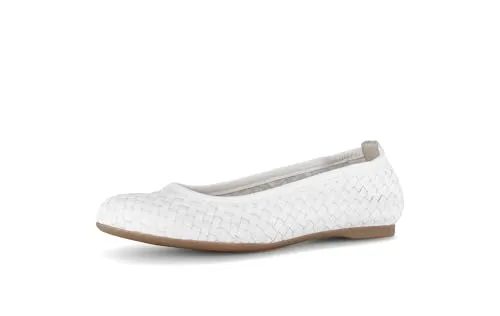 Gabor Damen Klassische Ballerinas in Grau-Beige mit Lack-Obermaterial - Elegante Ballerinas für Damen, ideal für den täglichen Einsatz. Mit komfortabler Mehrweite und flacher Sohle bieten sie höchsten Tragekomfort und modischen Stil.