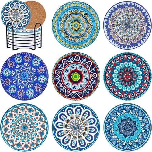 Mandala Keramik Untersetzer 10cm 8er Set mit Korkhalter - Praktische Untersetzer aus Keramik im Mandala-Design, stabil und stilvoll. Ideal für Tassen und Gläser, schützt Ihre Oberflächen und verleiht jedem Raum eine besondere Note.