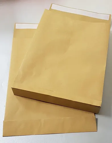 50x B4 Faltentasche Versandtasche braun 250×353mm mit 4cm Falte haftklebend