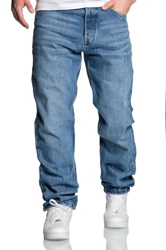 Amaci&Sons Herren Loose-Fit 90s Denim Jeans Dunkelblau W32/L34 - Stylische Herren Loose-Fit 90s Denim Jeans mit geradem Schnitt, ideal für lässige Outfits und hohen Tragekomfort. Perfekt für den Alltag und vielseitig kombinierbar.