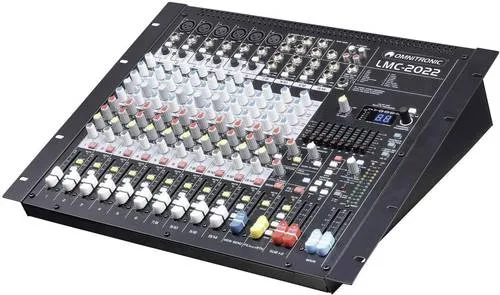 Omnitronic LMC-2022FX Konsolen-Mischpult - 14-Kanal Mischpult mit British-style EQ und USB-Anschluss. Ideal für Live-Events, bietet es vielseitige Effekte und eine hochwertige Klangqualität.