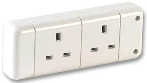 Pro Elec 9148 2-Gang-Mehrfachsteckdose (UK-Buchse)
