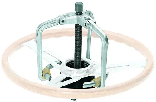 Gedore 8028750 Lenkrad-Abzieher - Abzieher für Lenkräder mit 3 oder 4 Speichen, inklusive Schutzgummihülsen für schonendes Arbeiten und optimalen Halt.
