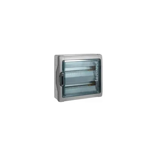 Legrand 601986 Aufputzverteiler IP65 2REIH. - Feuchtraumverteiler Plexo³, IP65, 2-reihig für 36 Module, selbstverlöschend bei 650 °C, ideal für sichere Installationen in anspruchsvollen Umgebungen.
