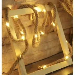 LED-Deko-Tau warmweiß - Lichterkette für stimmungsvolle Wohnaccessoires - Weihnachtsbeleuchtung mit warmweißer LED-Technik, perfekt für eine gemütliche Atmosphäre in Ihrem Zuhause.