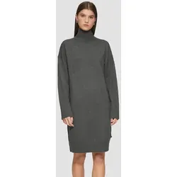 Elegantes Strickkleid mit Stehkragen - Stylisches Strickkleid mit langen, weiten Ärmeln und Regular Fit für einen komfortablen Look. Perfekt für entspannte Tage oder besondere Anlässe.