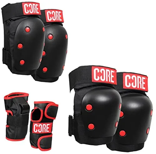 Fantic26 CORE Park Street Stunt-Scooter Protektoren Set Schwarz - Triple Protektoren Set für optimalen Schutz beim Skateboarding. Hergestellt aus hochwertigen Materialien, bietet es Sicherheit für Handgelenke und Knie – ideal für Tricks im Skatepark oder auf der Straße.